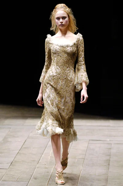 Look 9